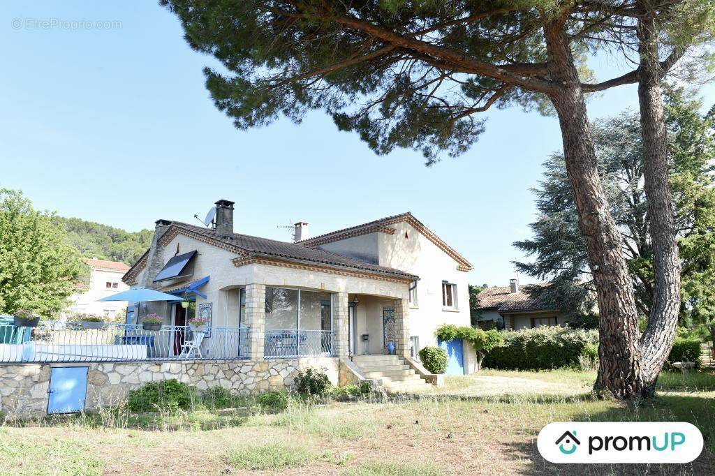 Maison à BAGNOLS-SUR-CEZE