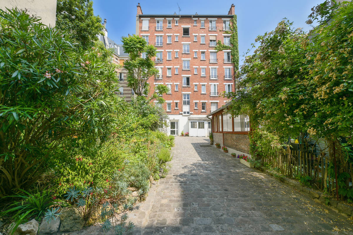 Appartement à PARIS-18E