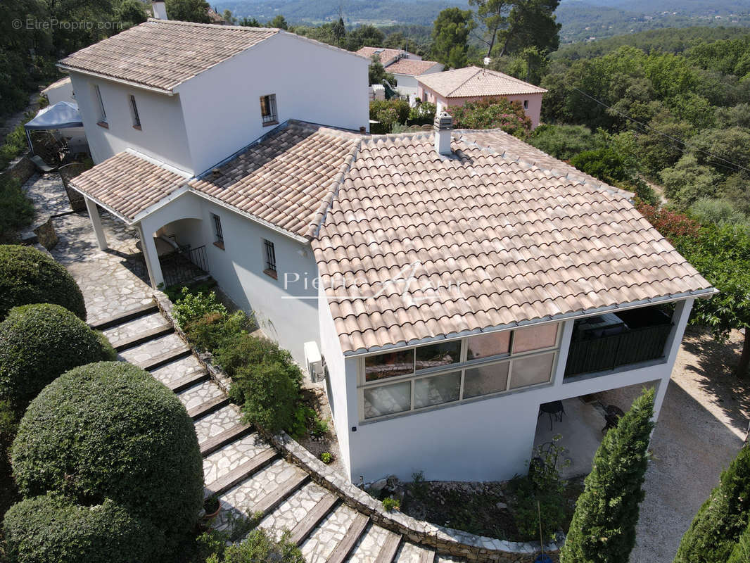 Maison à LORGUES