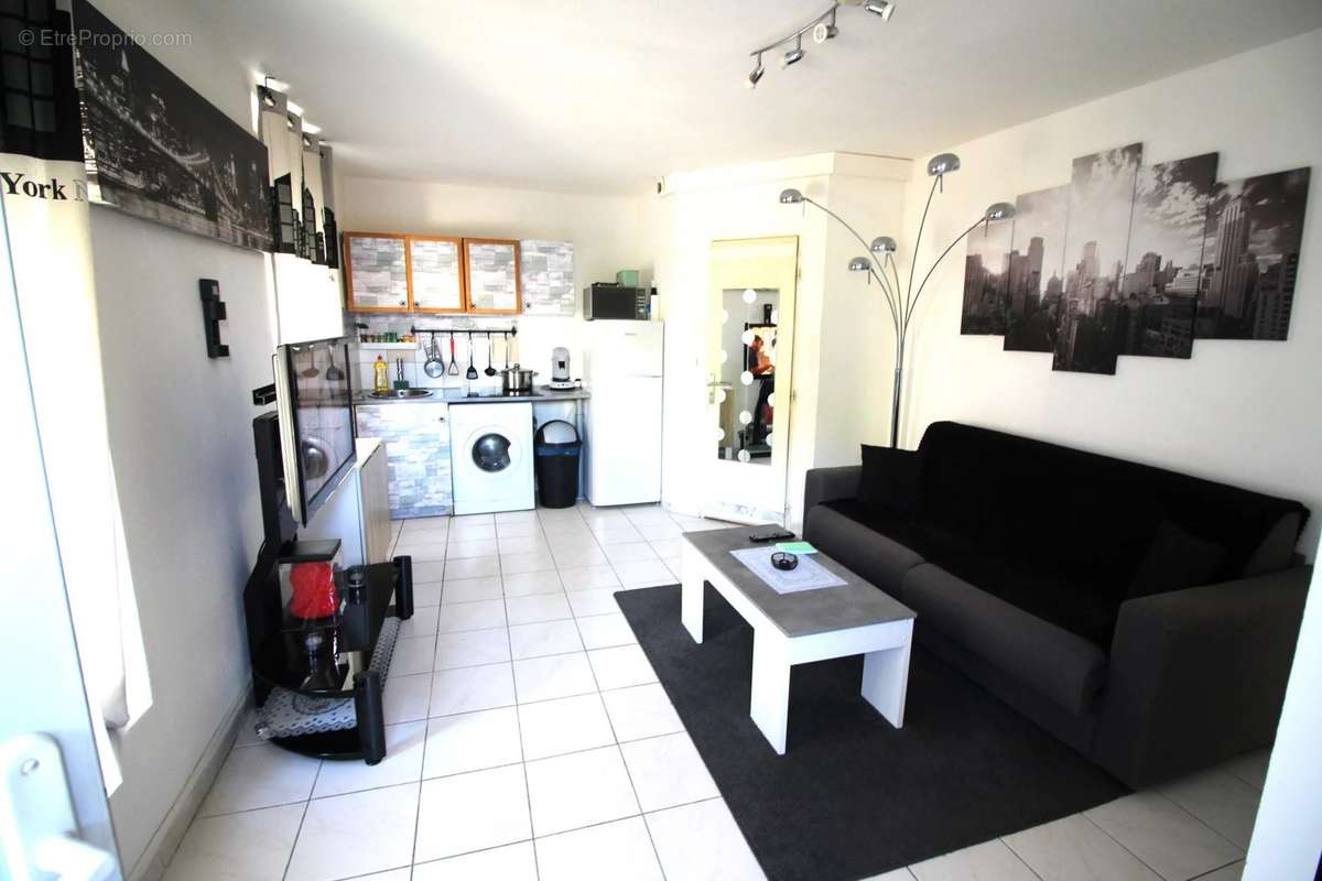 Appartement à MARSEILLE-11E