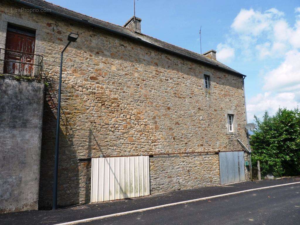 Maison à LANGOELAN