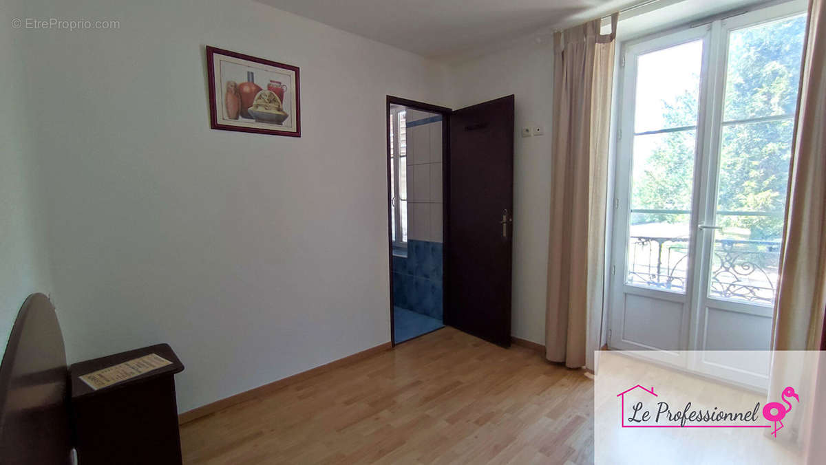 Appartement à LUXEUIL-LES-BAINS