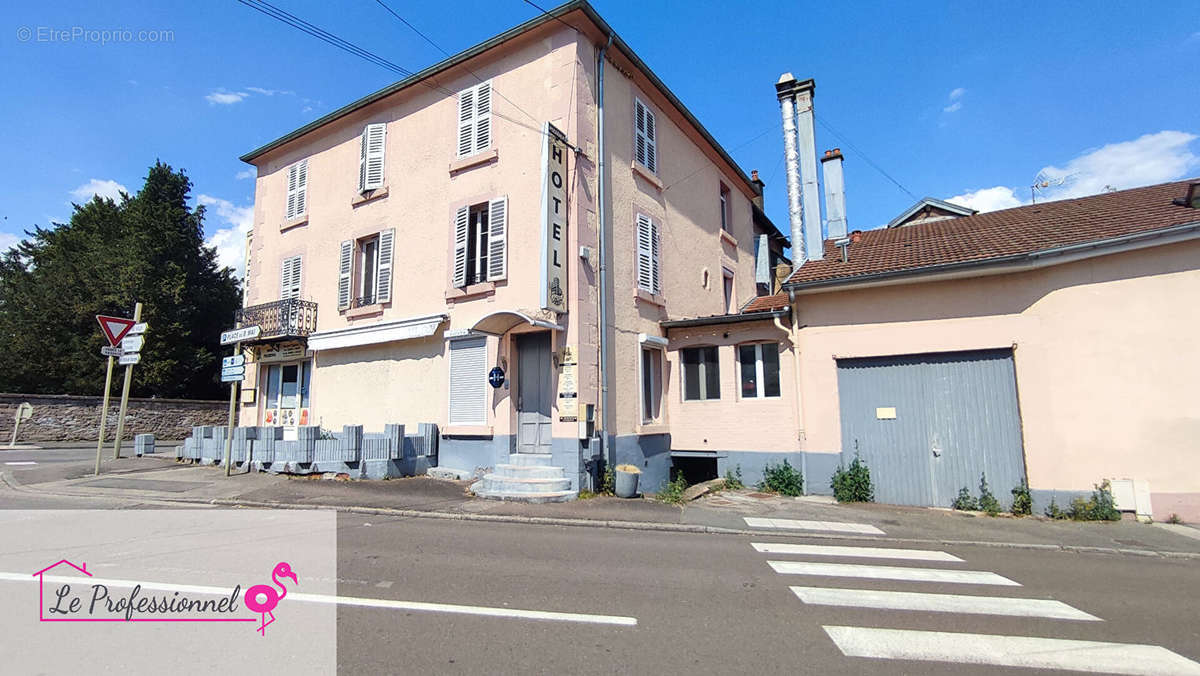 Appartement à LUXEUIL-LES-BAINS