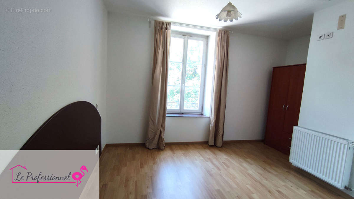 Appartement à LUXEUIL-LES-BAINS