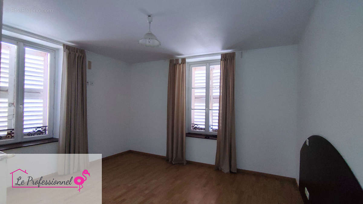 Appartement à LUXEUIL-LES-BAINS