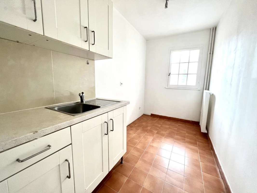 Appartement à VALLAURIS