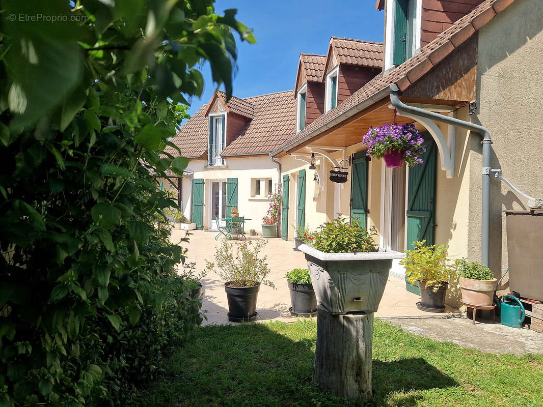 Maison à LA SUZE-SUR-SARTHE