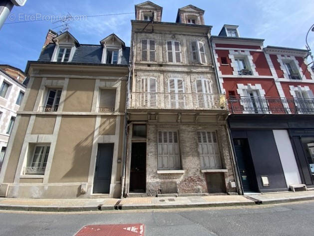 Appartement à TROUVILLE-SUR-MER