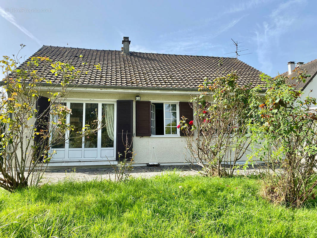 Maison à MONTFORT-L&#039;AMAURY