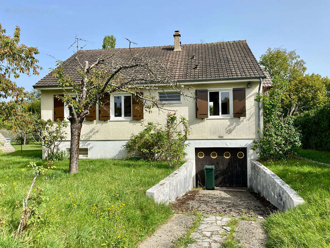 Maison à MONTFORT-L&#039;AMAURY