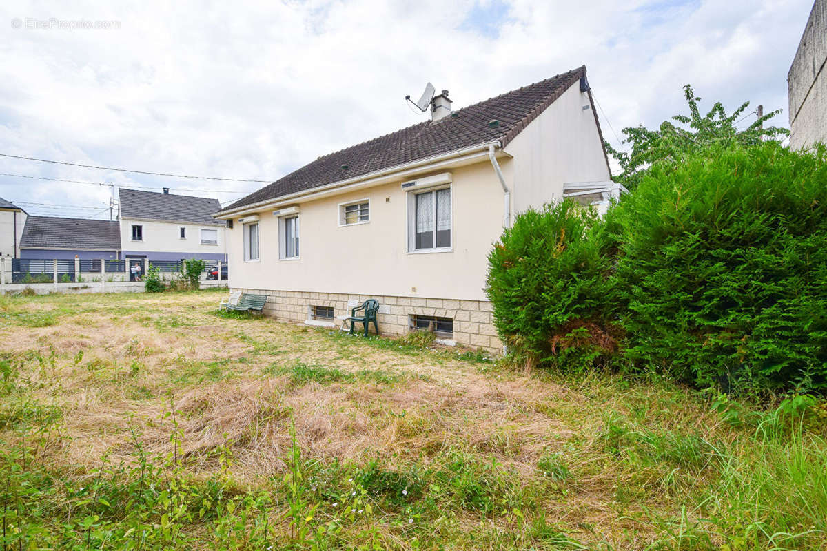 Maison à CARRIERES-SUR-SEINE