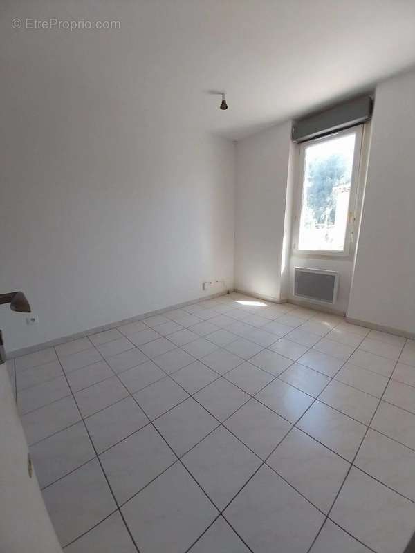 Appartement à MARSEILLE-11E