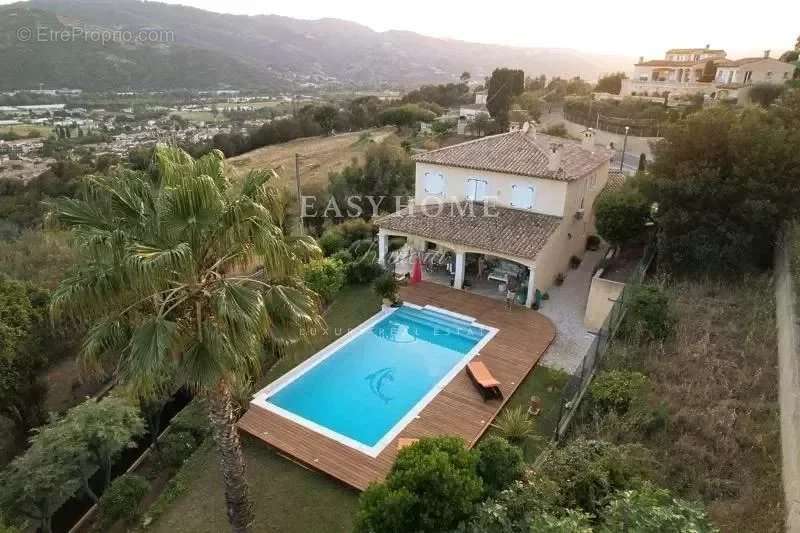 Maison à CANNES