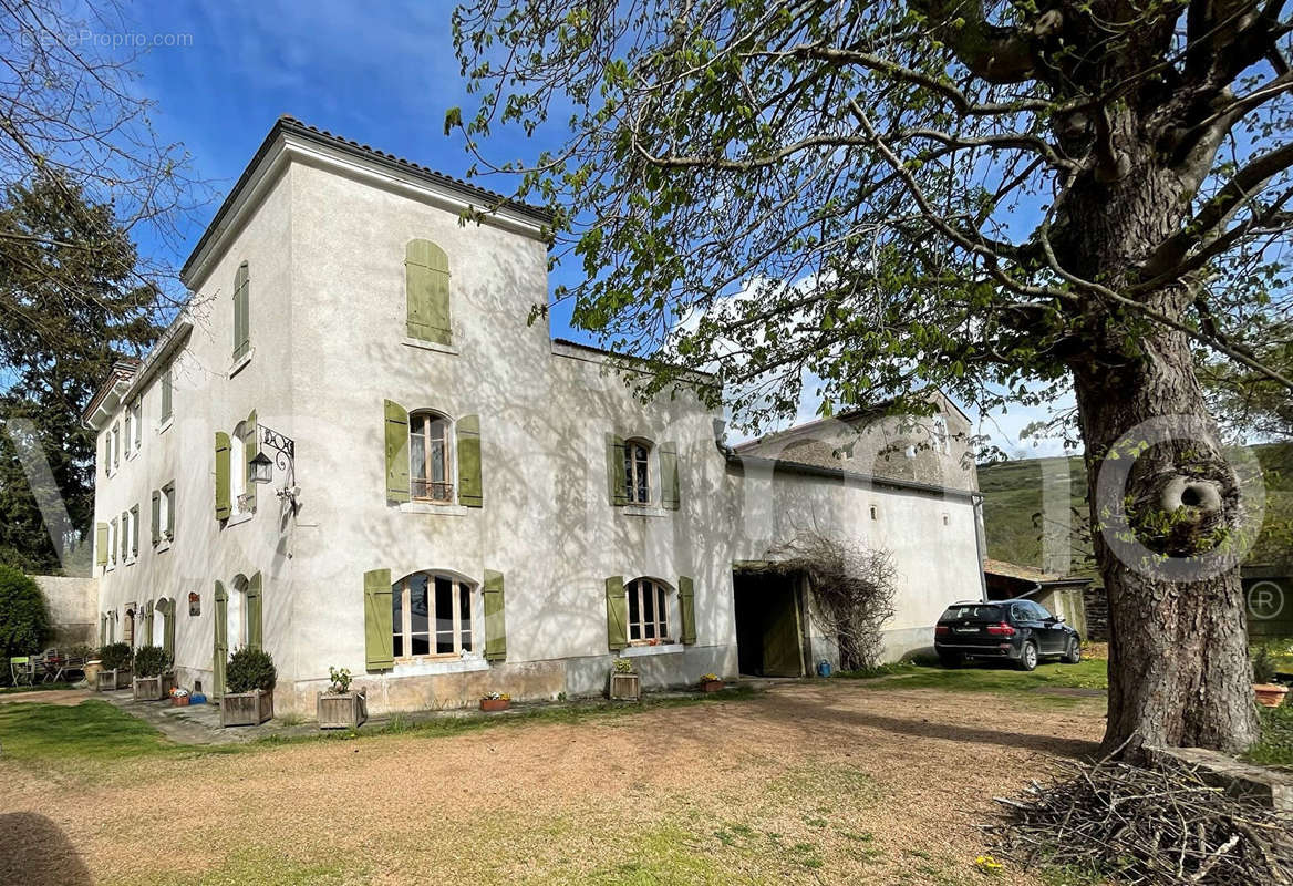 Maison à CLERMONT-FERRAND