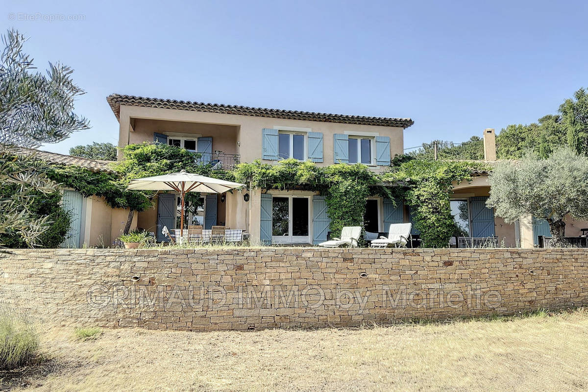 Maison à LA GARDE-FREINET