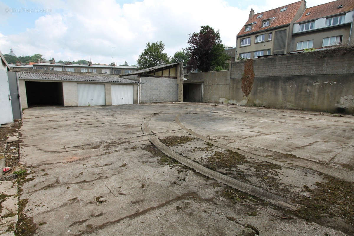 Commerce à BOULOGNE-SUR-MER