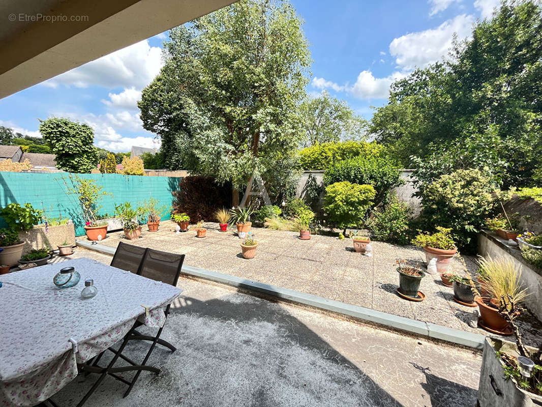 Appartement à DOURDAN