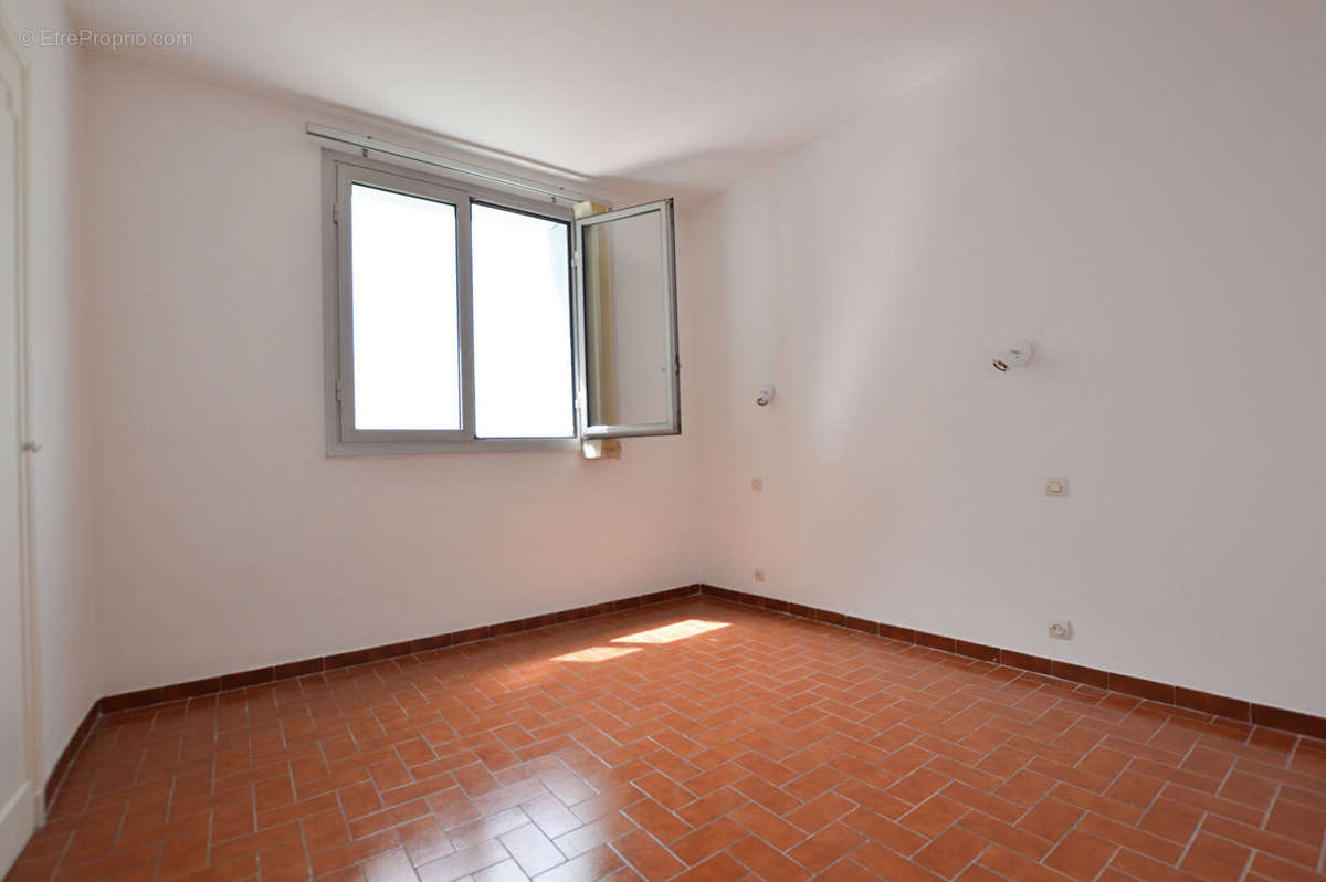 Appartement à MARSEILLE-12E