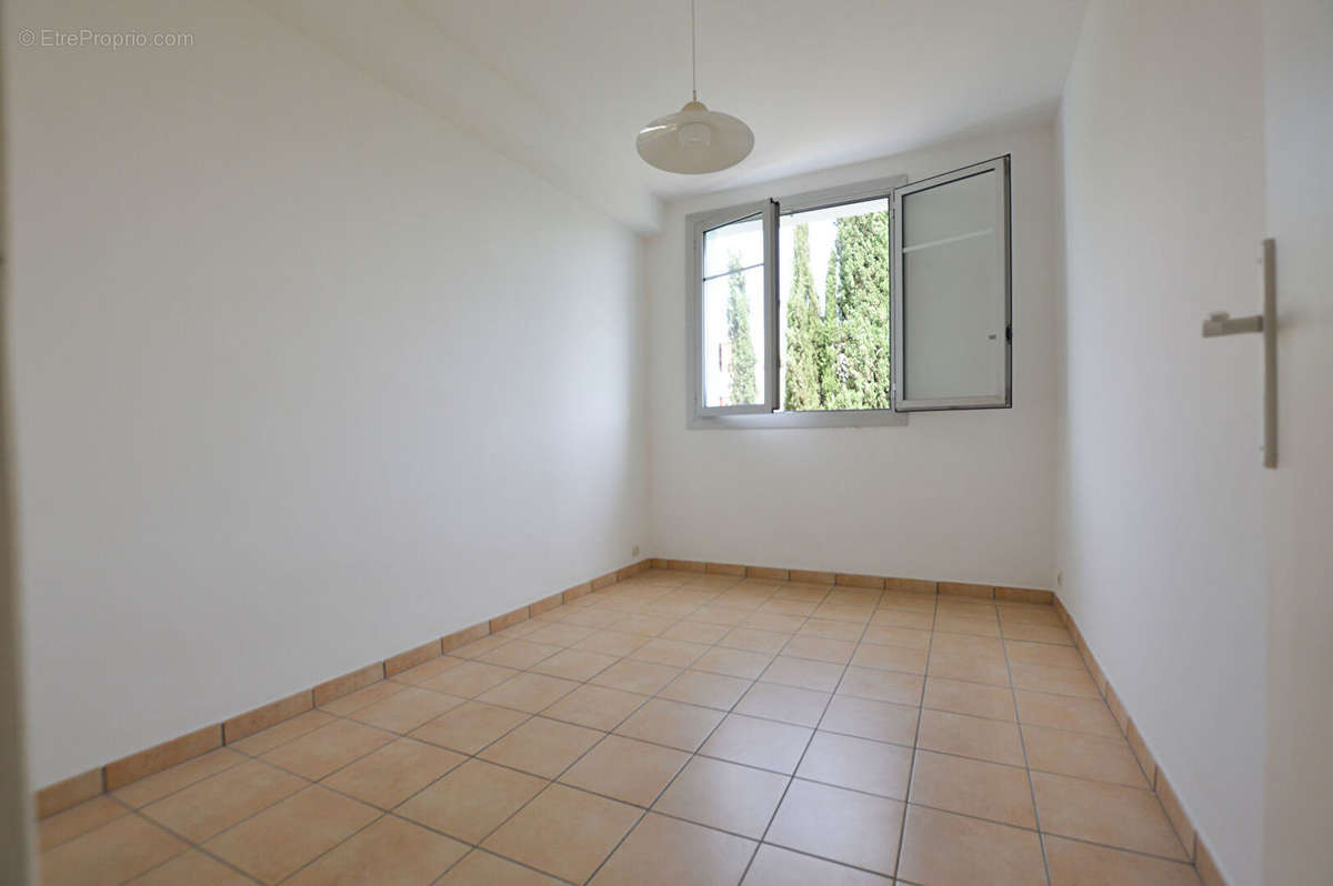 Appartement à MARSEILLE-12E