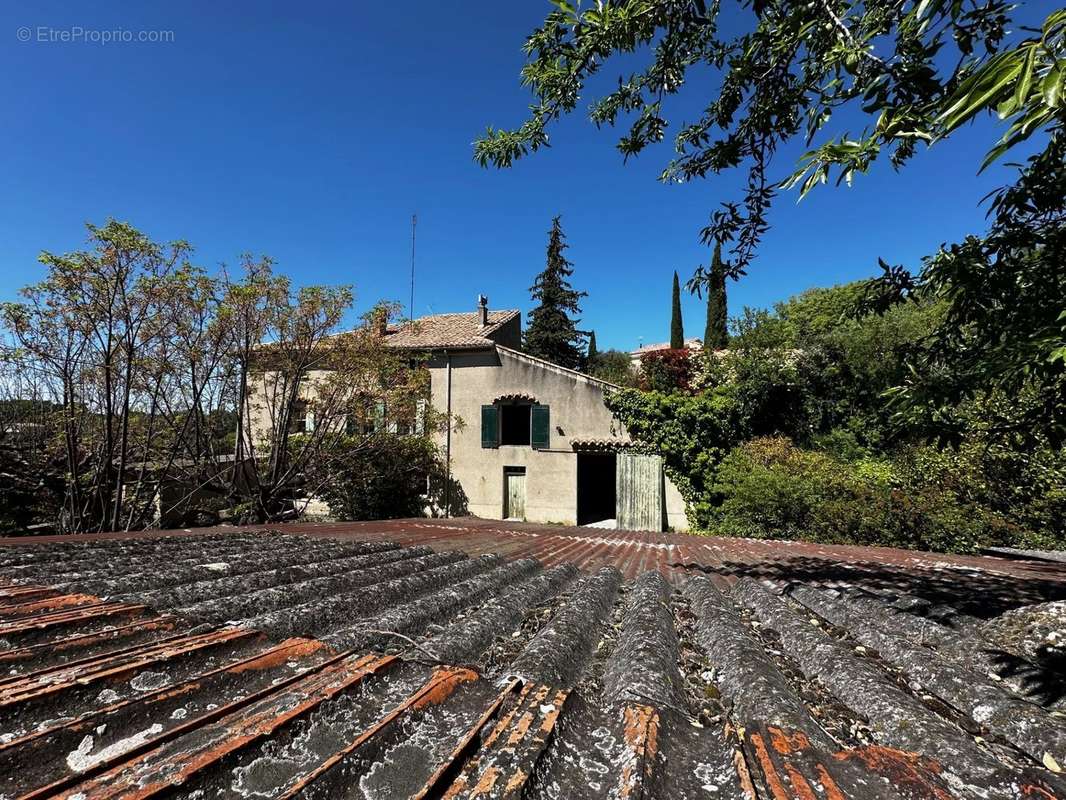 Maison à MALEMORT-DU-COMTAT