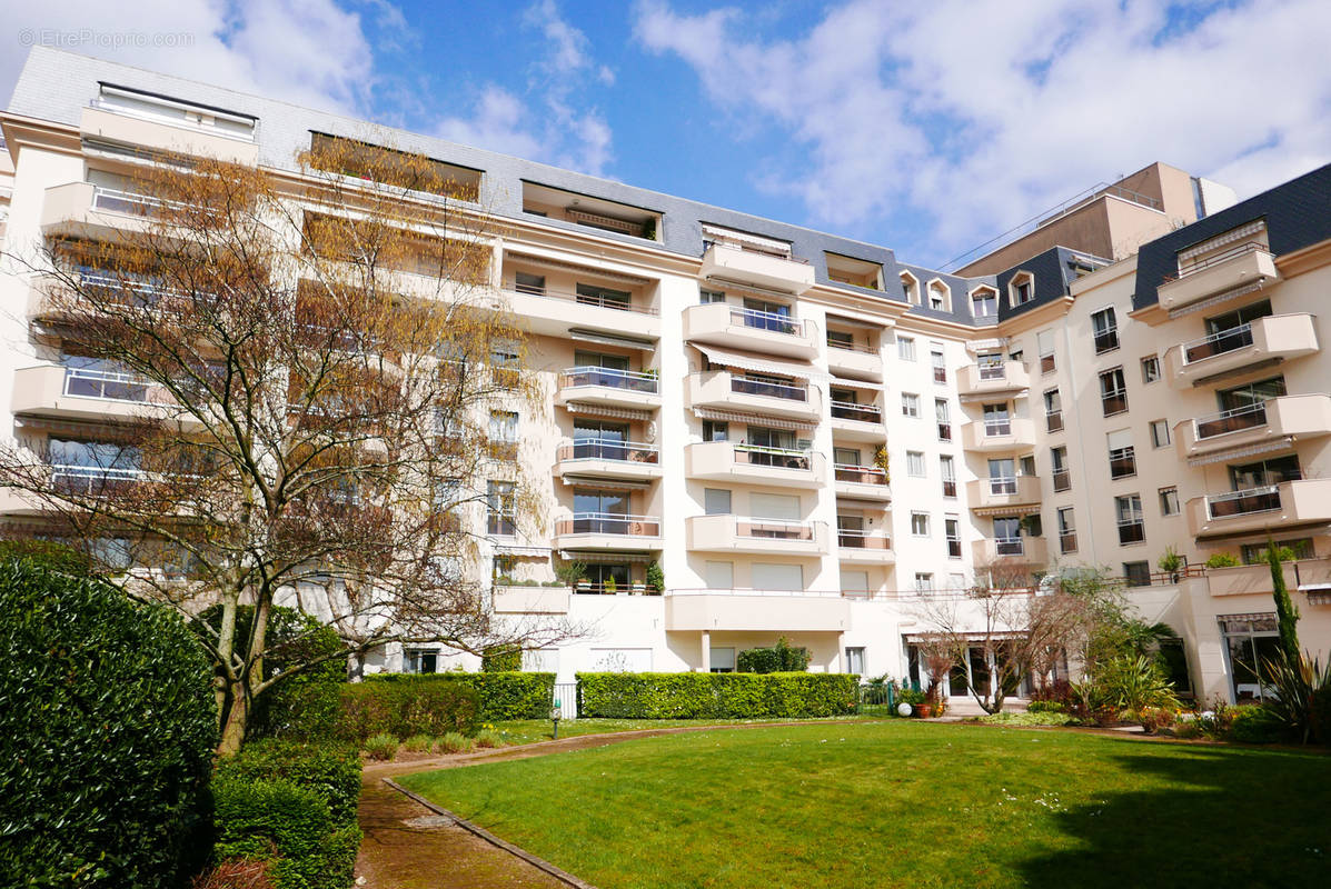 Appartement à NOGENT-SUR-MARNE