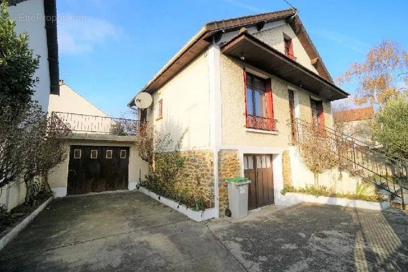 Maison à AULNAY-SOUS-BOIS