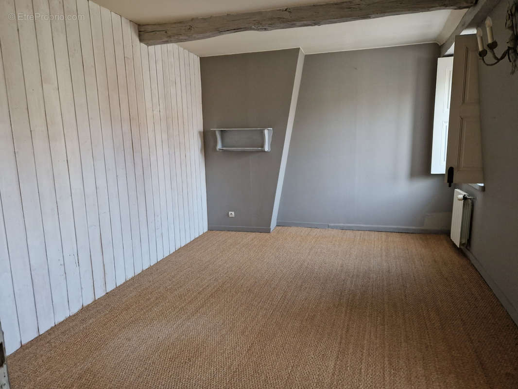 Appartement à COMPIEGNE