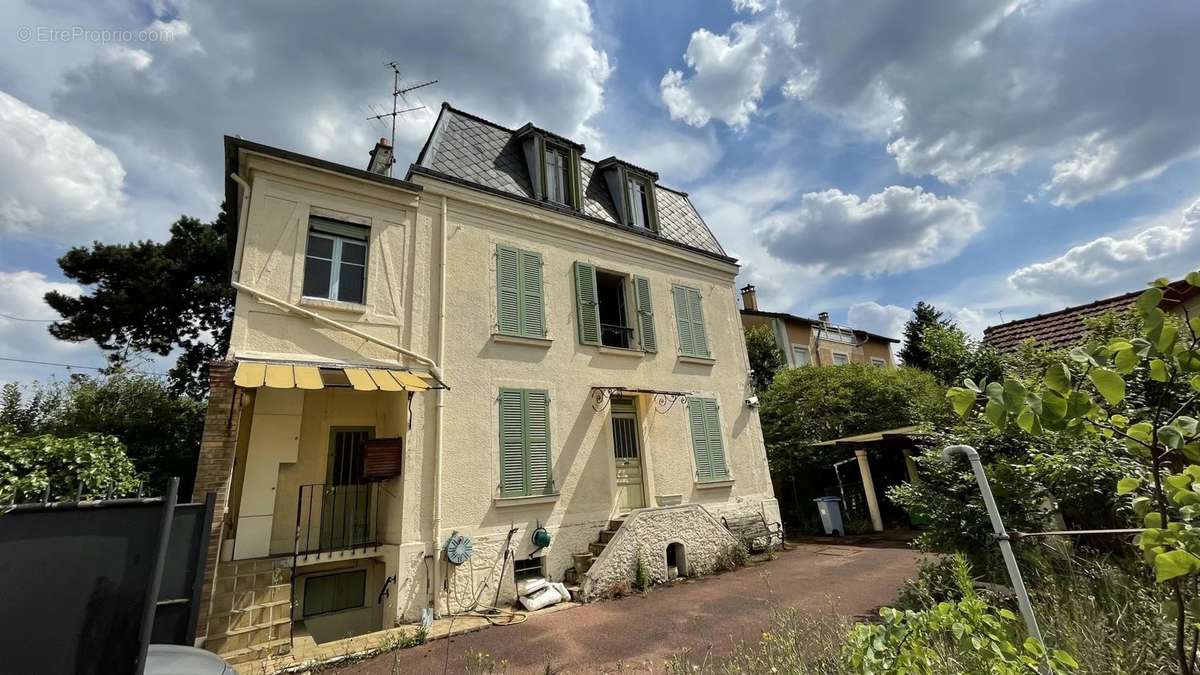 Maison à LES PAVILLONS-SOUS-BOIS