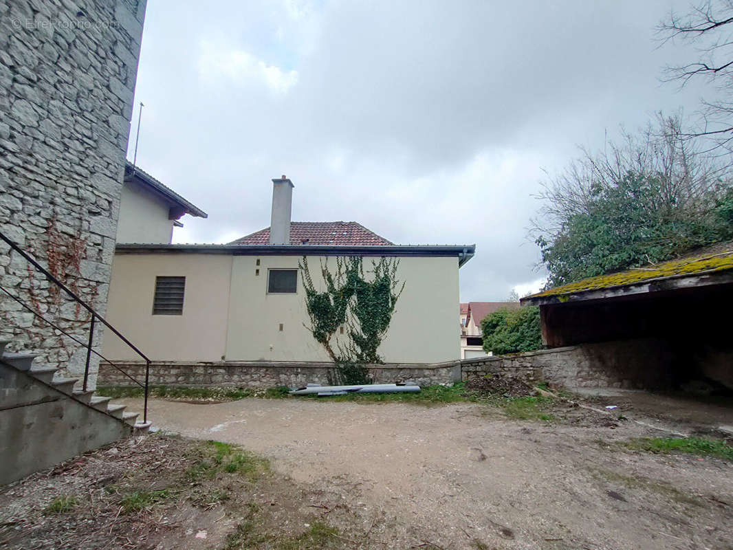 Maison à AMBERIEU-EN-BUGEY