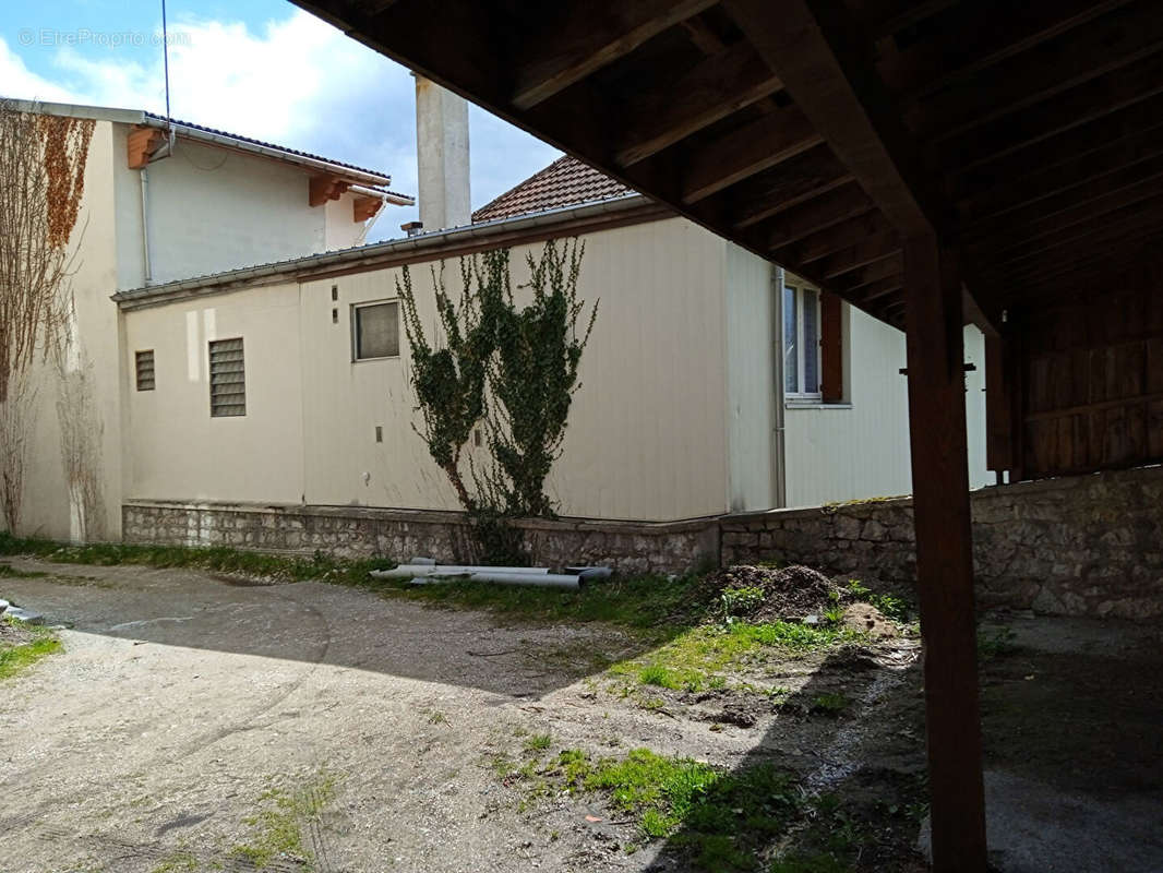 Maison à AMBERIEU-EN-BUGEY