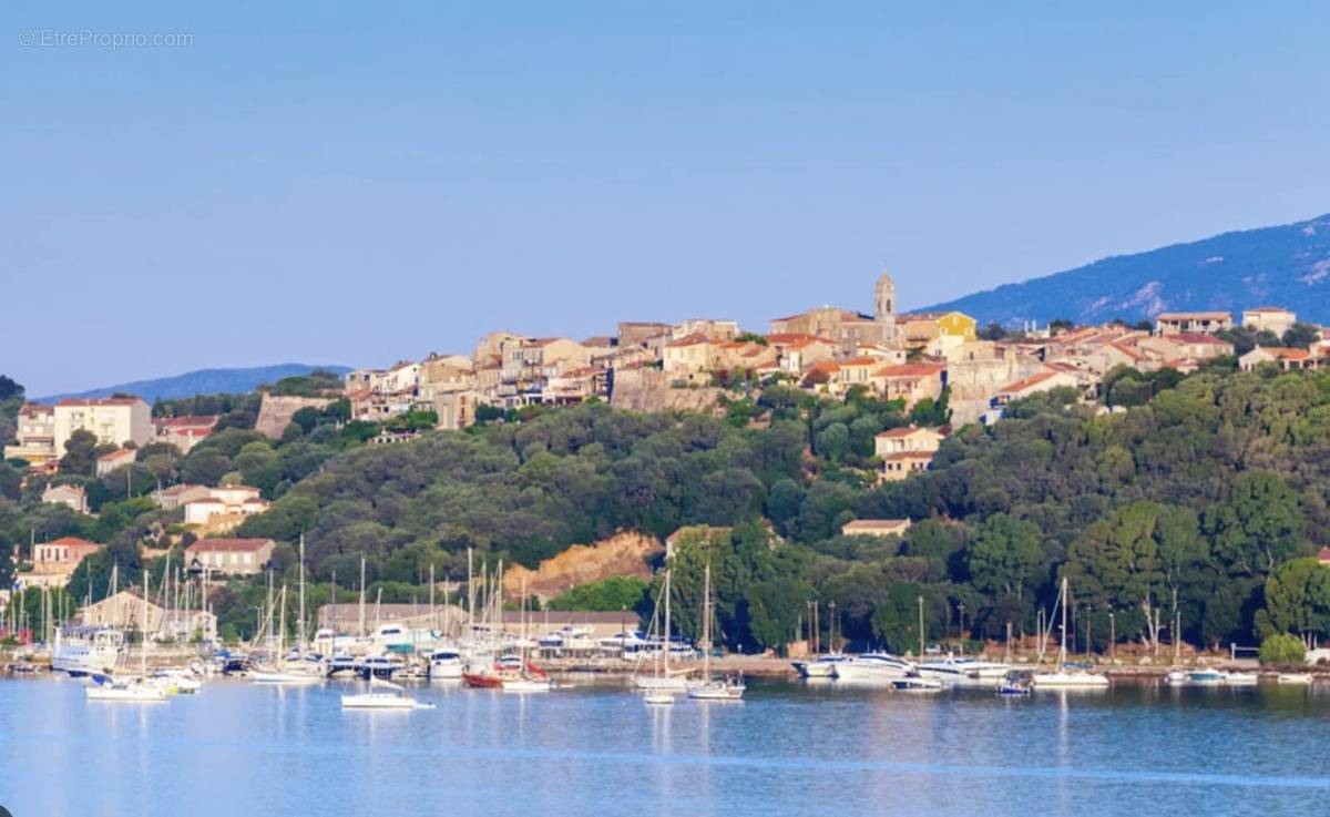 Maison à PORTO-VECCHIO