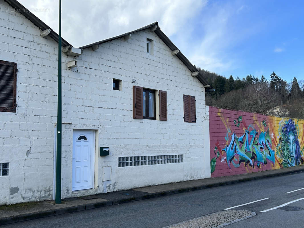 Appartement à BORT-LES-ORGUES