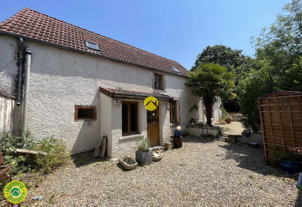 Maison à CHATEAUNEUF-SUR-CHER