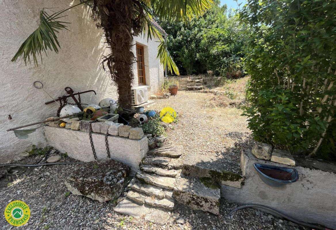 Maison à CHATEAUNEUF-SUR-CHER