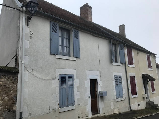 Maison à BONNY-SUR-LOIRE