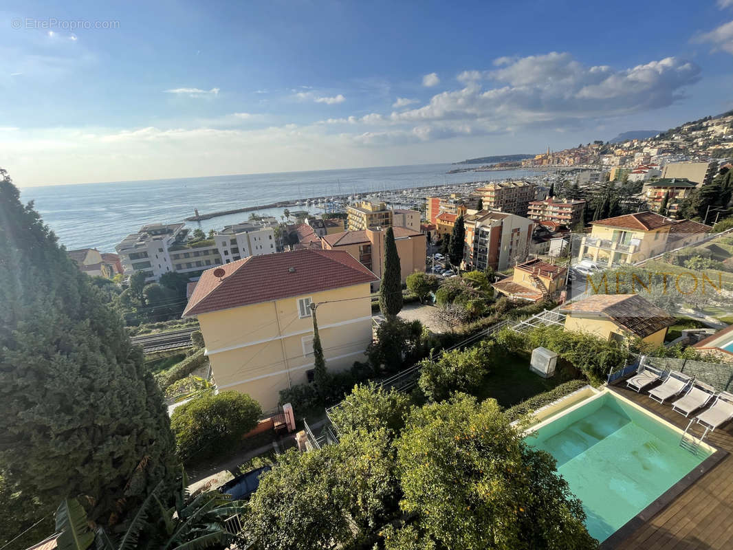 Appartement à MENTON