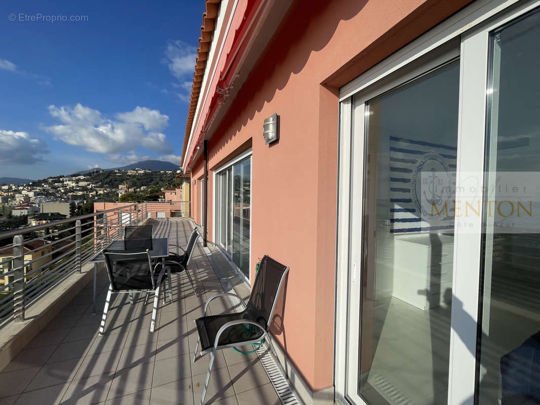 Appartement à MENTON