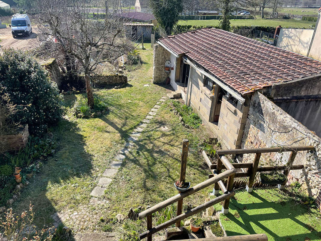 Maison à LA LOUPE