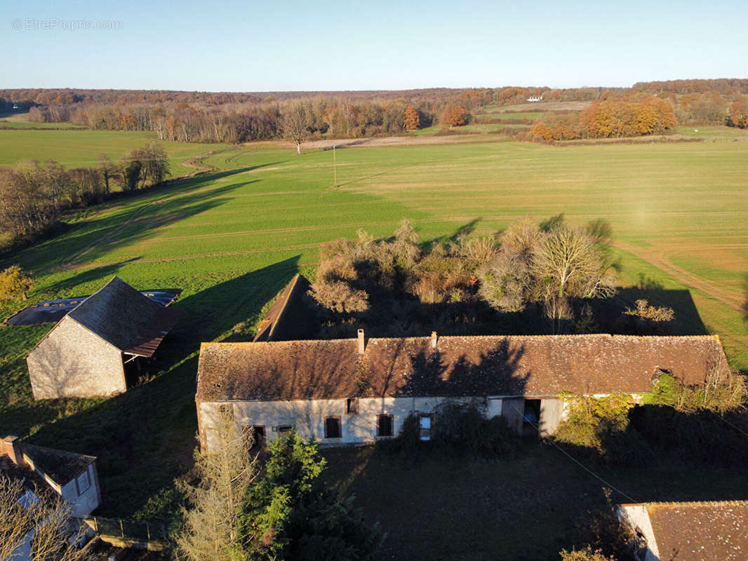 Maison à LA LOUPE