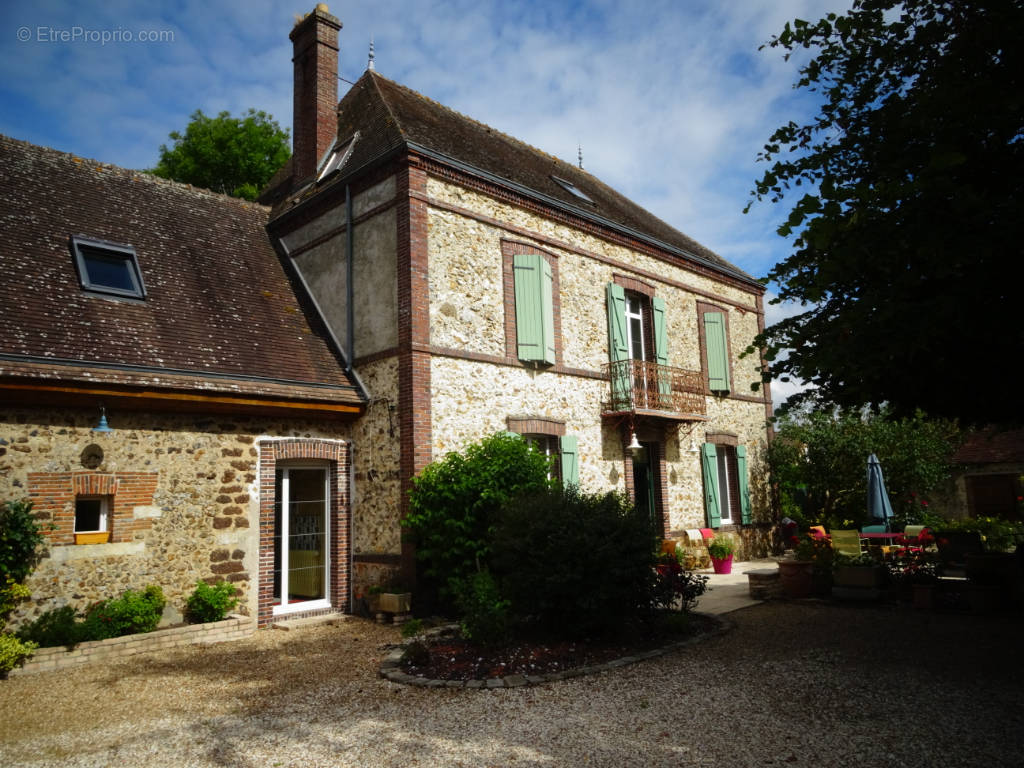 Maison à LA LOUPE