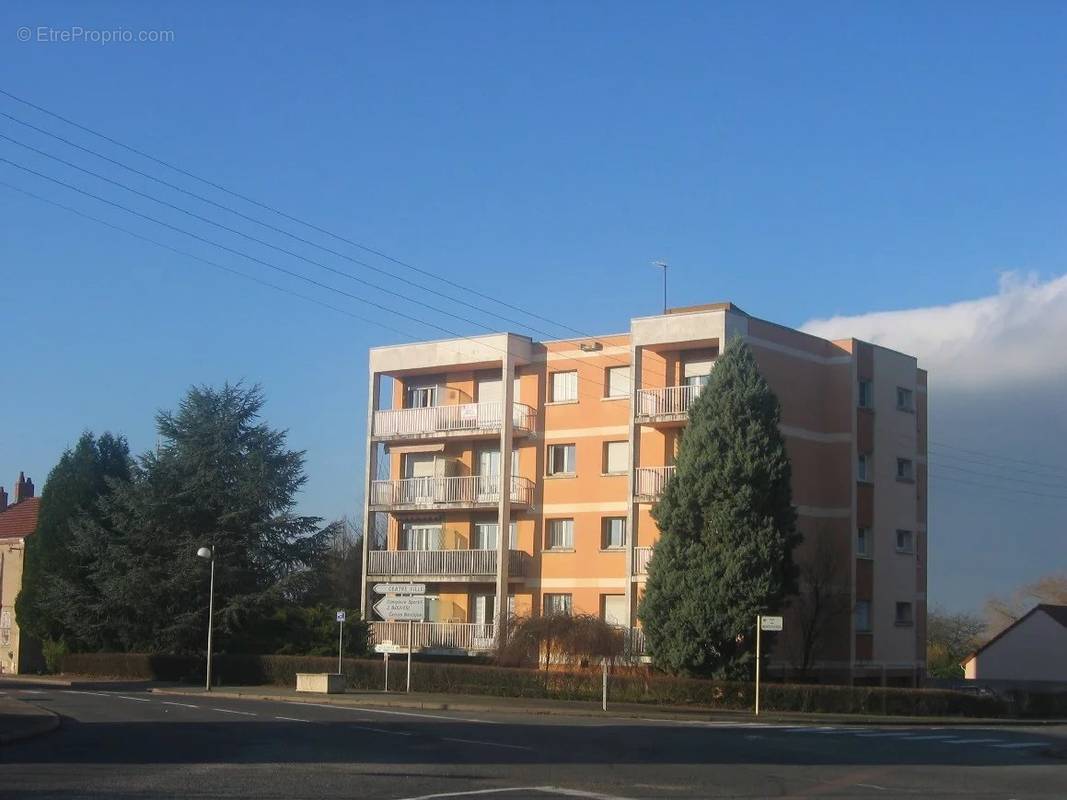 Appartement à MONTCEAU-LES-MINES