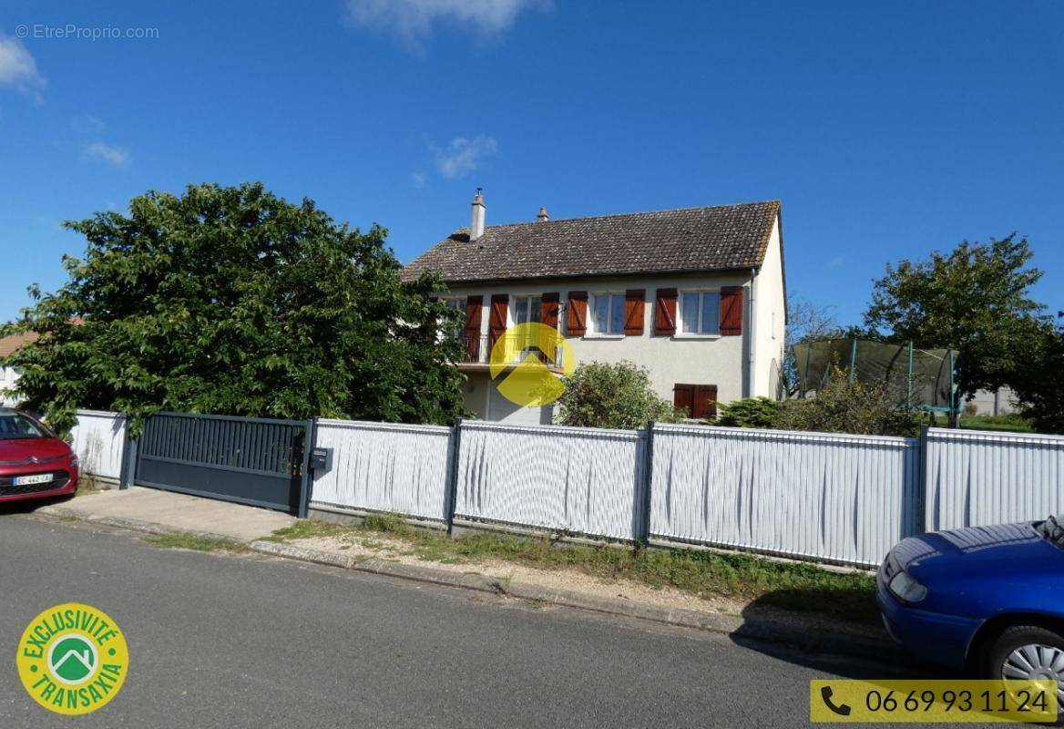 Maison à BARLIEU