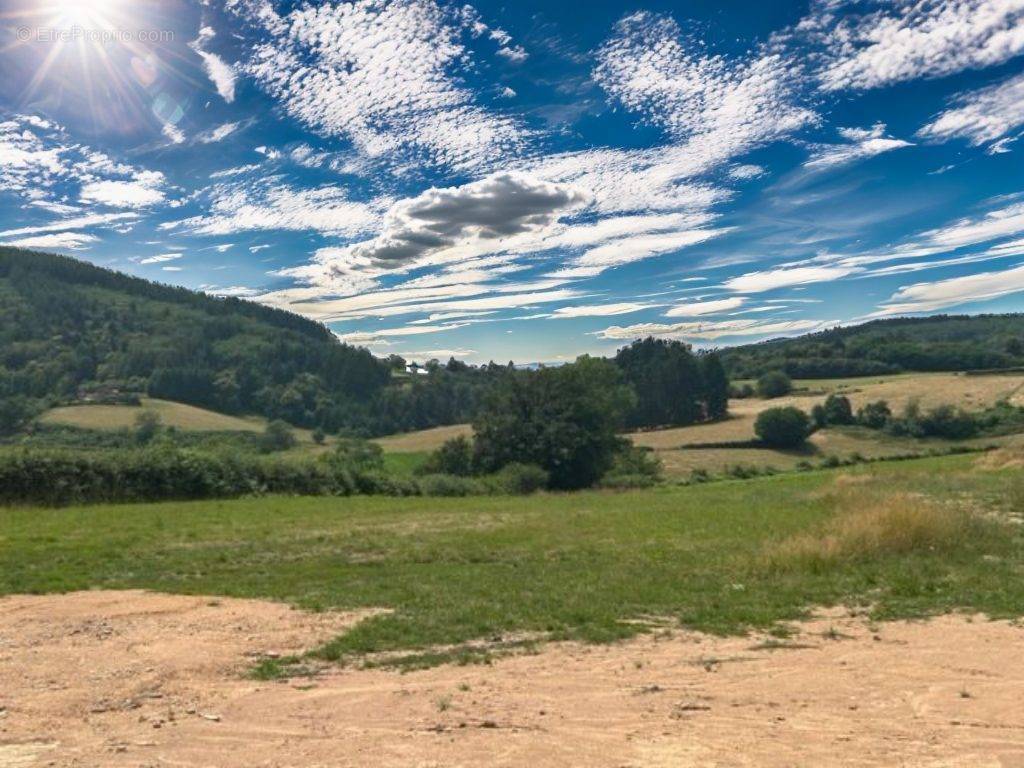 Terrain à MATOUR