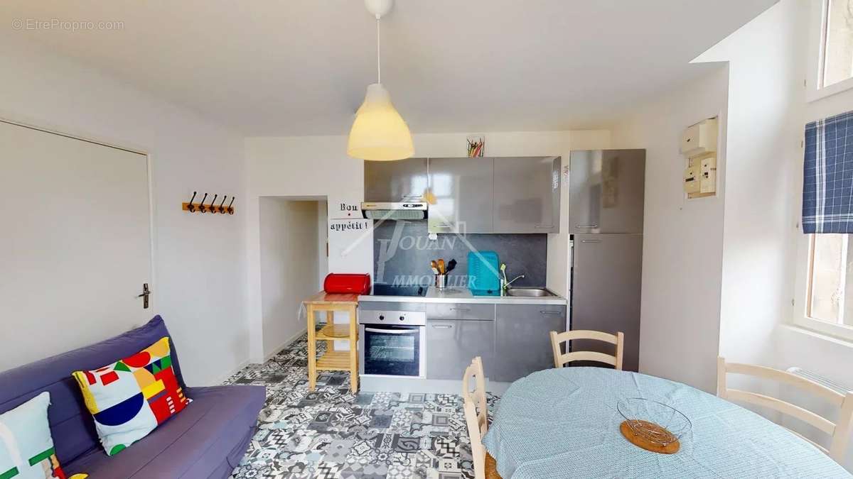 Appartement à BOURBON-L&#039;ARCHAMBAULT