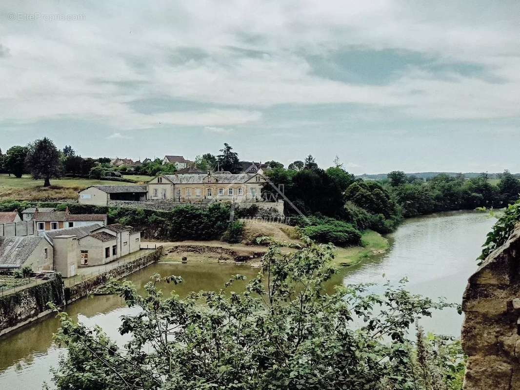 Appartement à BOURBON-L&#039;ARCHAMBAULT