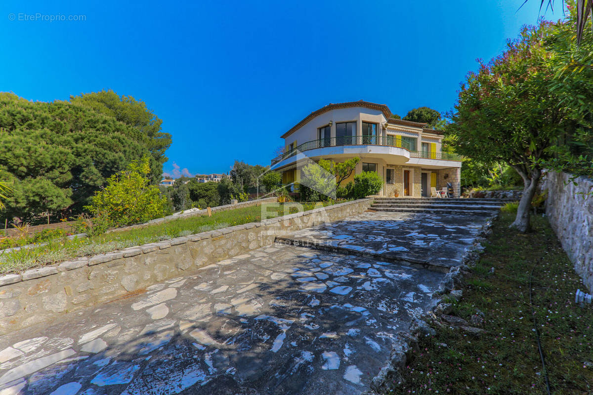 Maison à CANNES