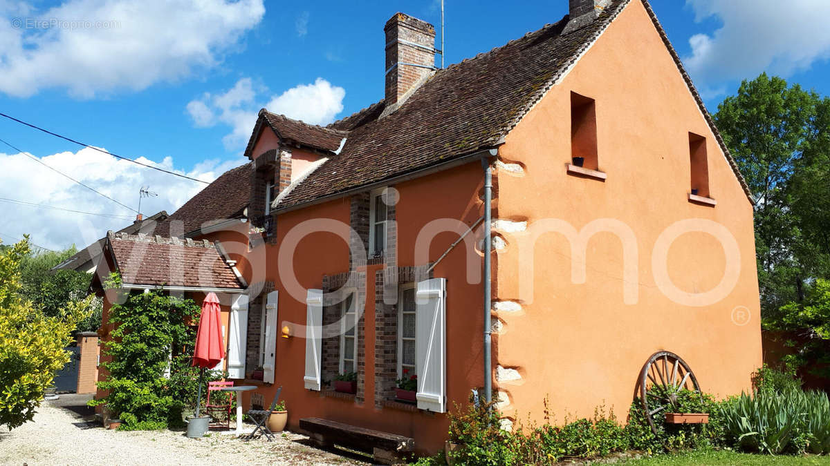 Maison à JOIGNY