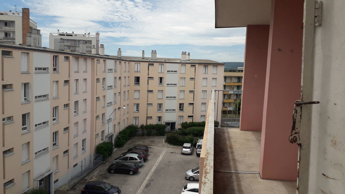 Appartement à MONTELIMAR