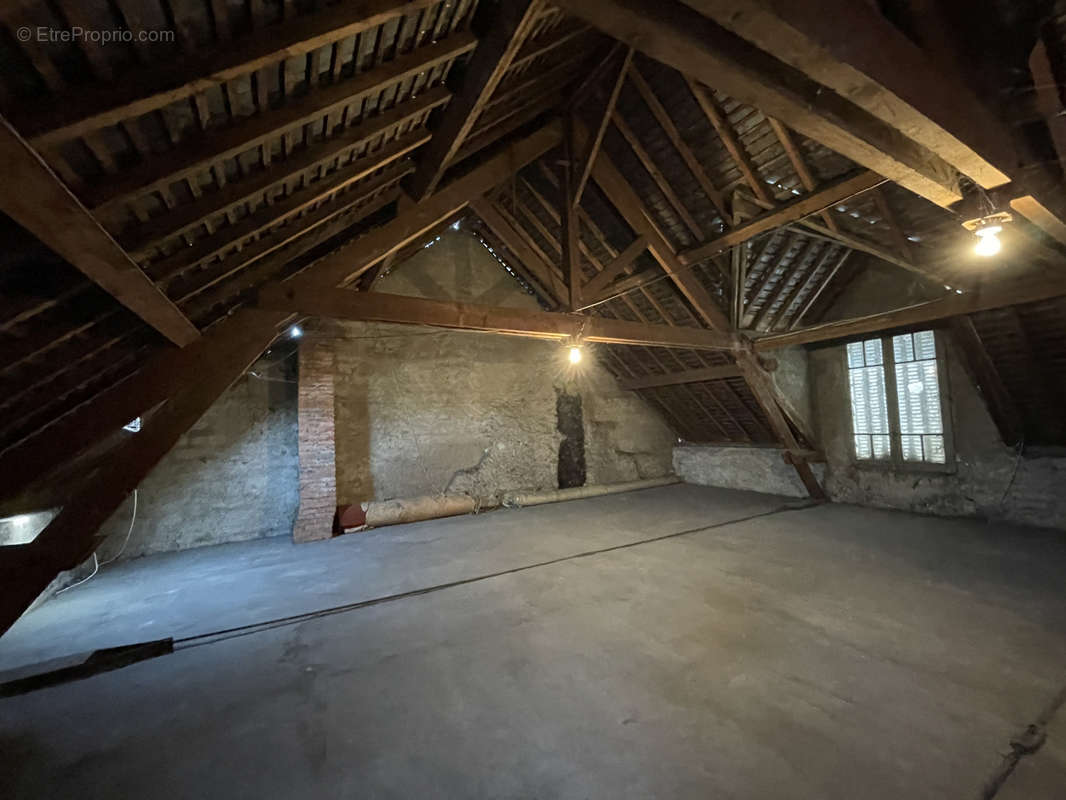 Appartement à BONNY-SUR-LOIRE