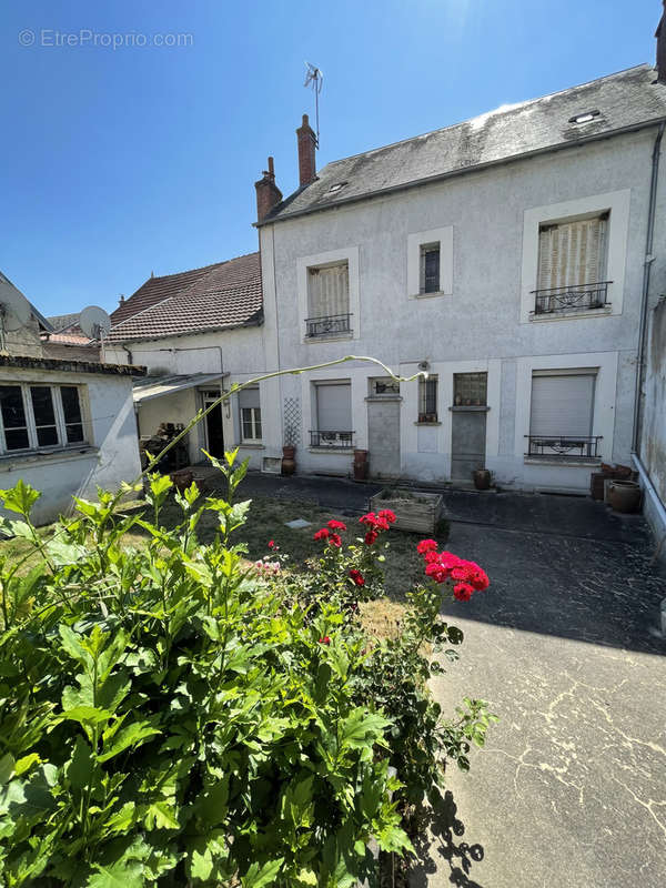 Appartement à BONNY-SUR-LOIRE